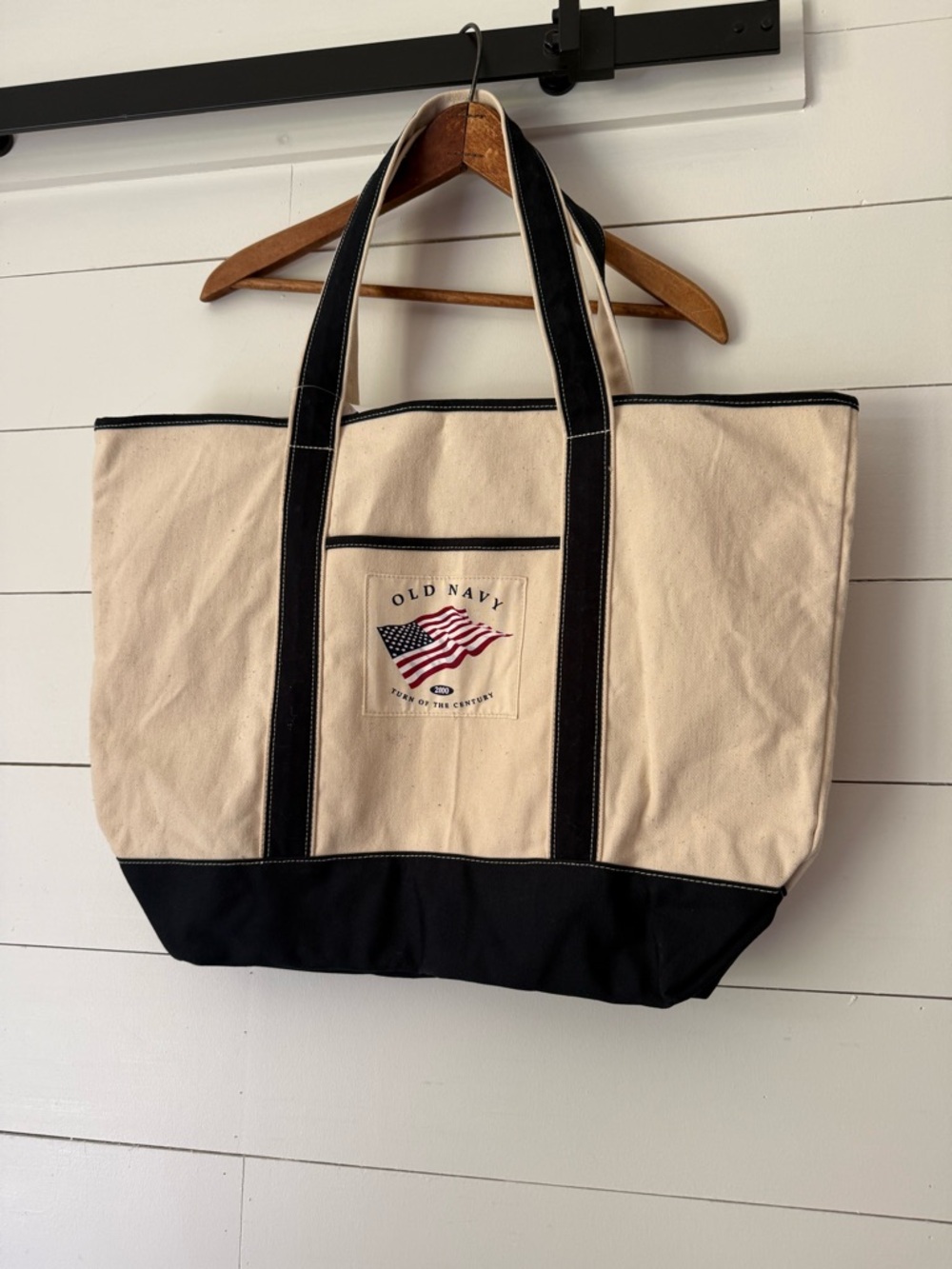 Vintage Old Navy Tote Bag Canvas Cream Navy USA Flag Embroidered Beach 2000 NWT